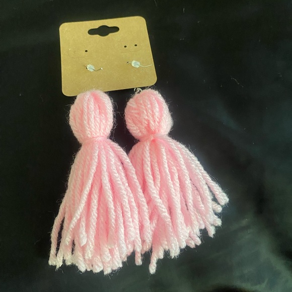 Tassle Earrings - Picture 2 of 4